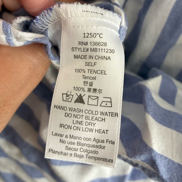 1250C Buttons Down Blue Striped Women's Top L - Picture 9 of 9